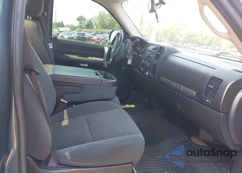 2008 Chevrolet Silverado 1500 Lt1 z USA, uszkodzony, nr VIN 1GCEC14CX8E140871